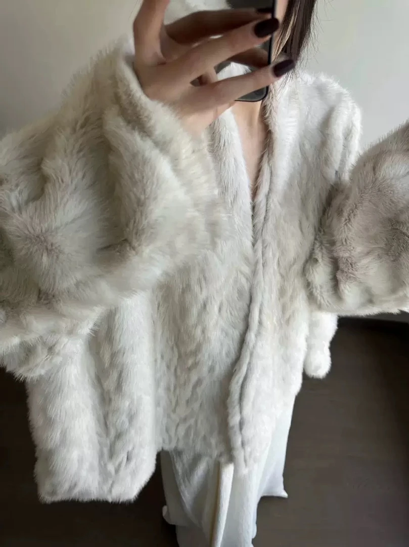 人造皮草 慵懒风冬季厚外套宽松加厚一体大衣披肩式