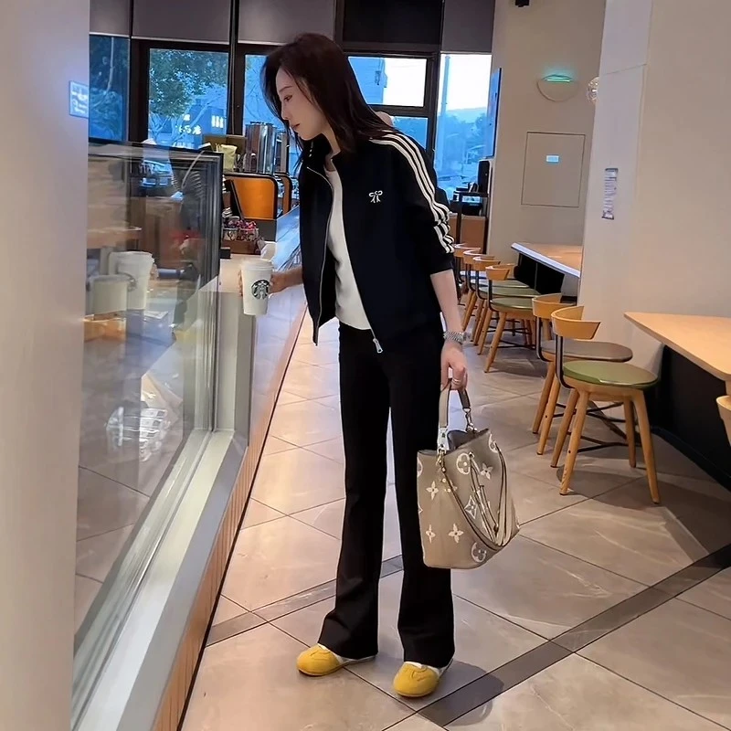 2025爆款短款三条杠薄款棒球服外套女春秋季宽松时尚美式运动上衣