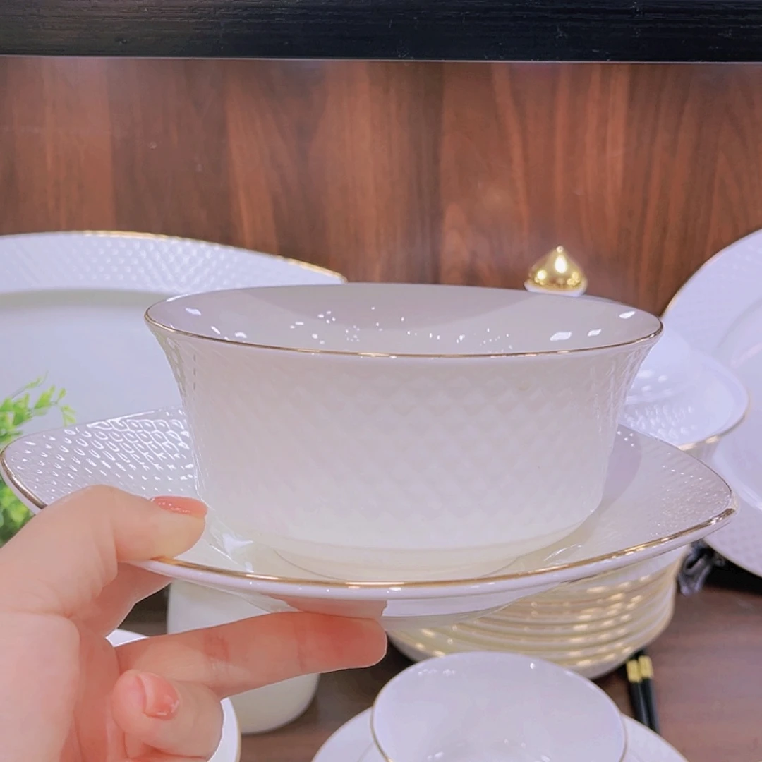 【闪购商品】45%以上骨粉骨瓷永恒钻石三角盘1，面碗1