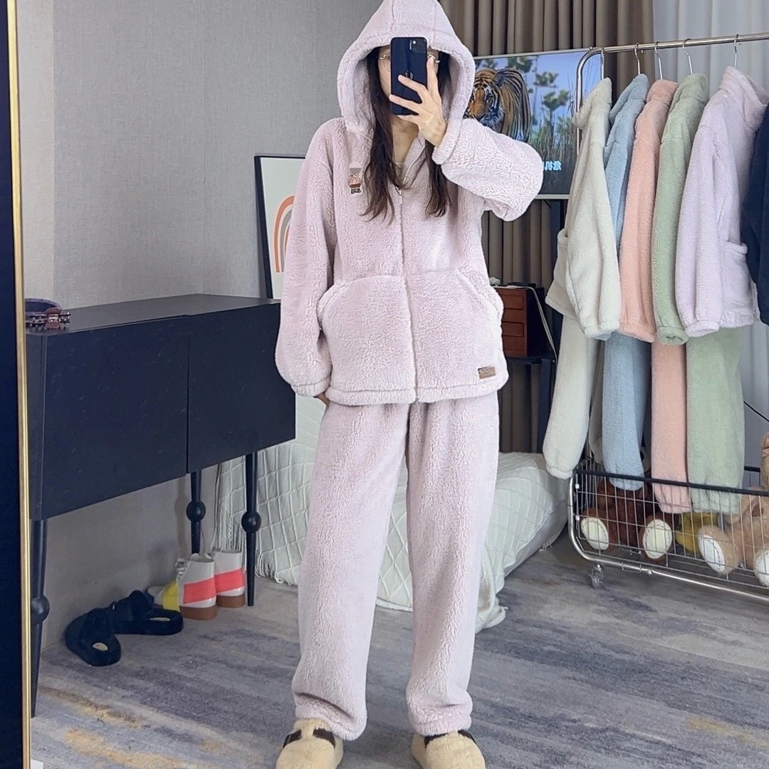 加厚冬款（雪地绒）连帽熊绒绒情侣家居服套装女士可外穿式毛绒睡衣