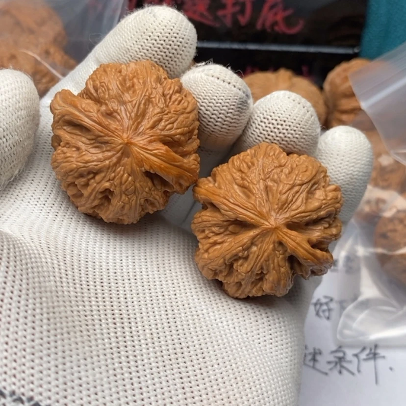 【闪购商品】文玩核桃把件47粗筋