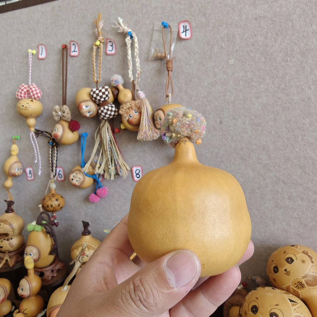 葫芦工艺制作萌宠小葫芦饰品