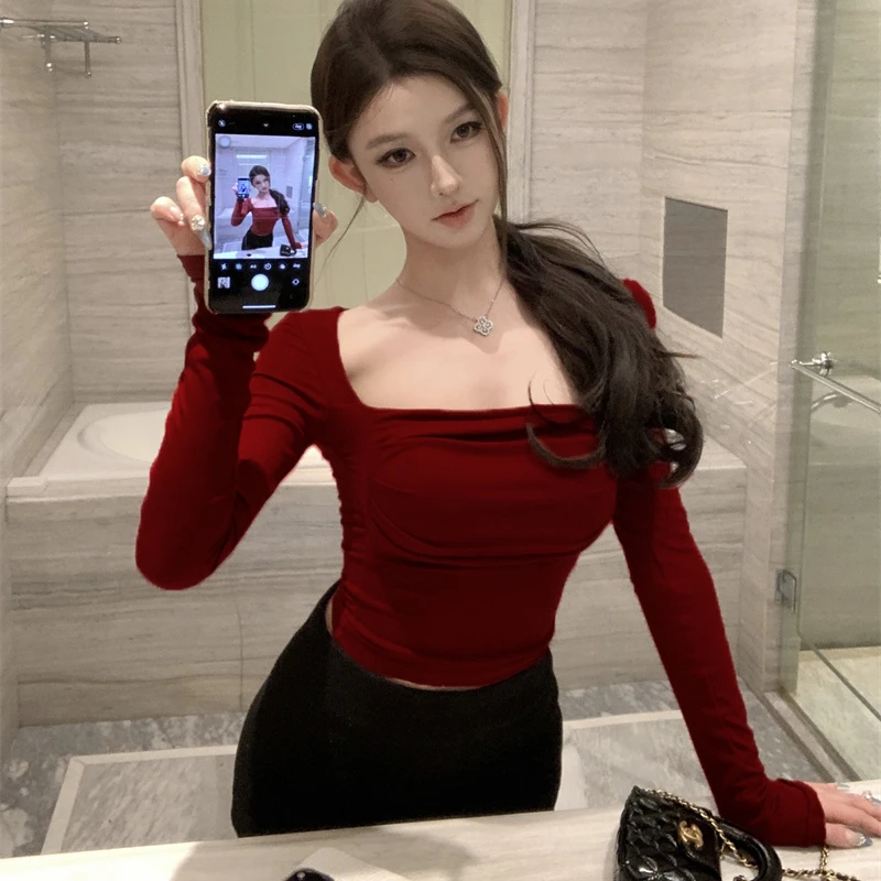 纯欲法式方领打底衫秋冬新款2025修身性感露锁骨气质女神范长袖女