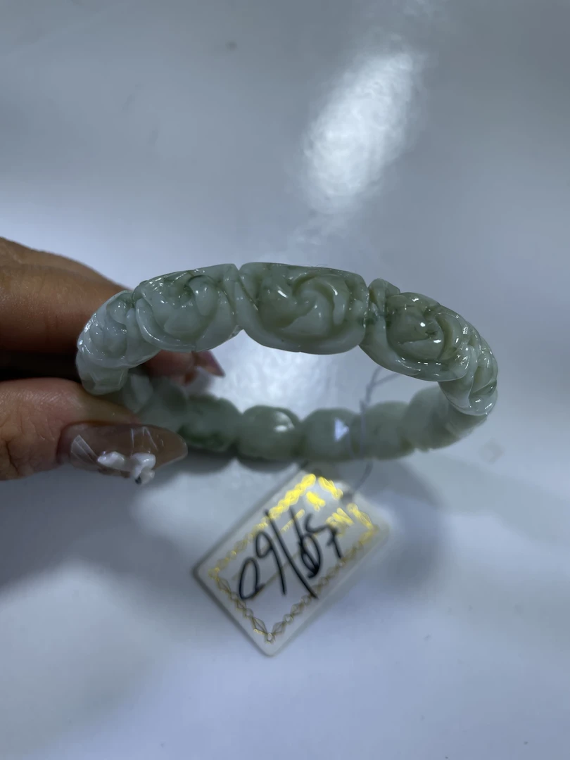 岫玉老油翠玉玫瑰花手镯59.60口径21号