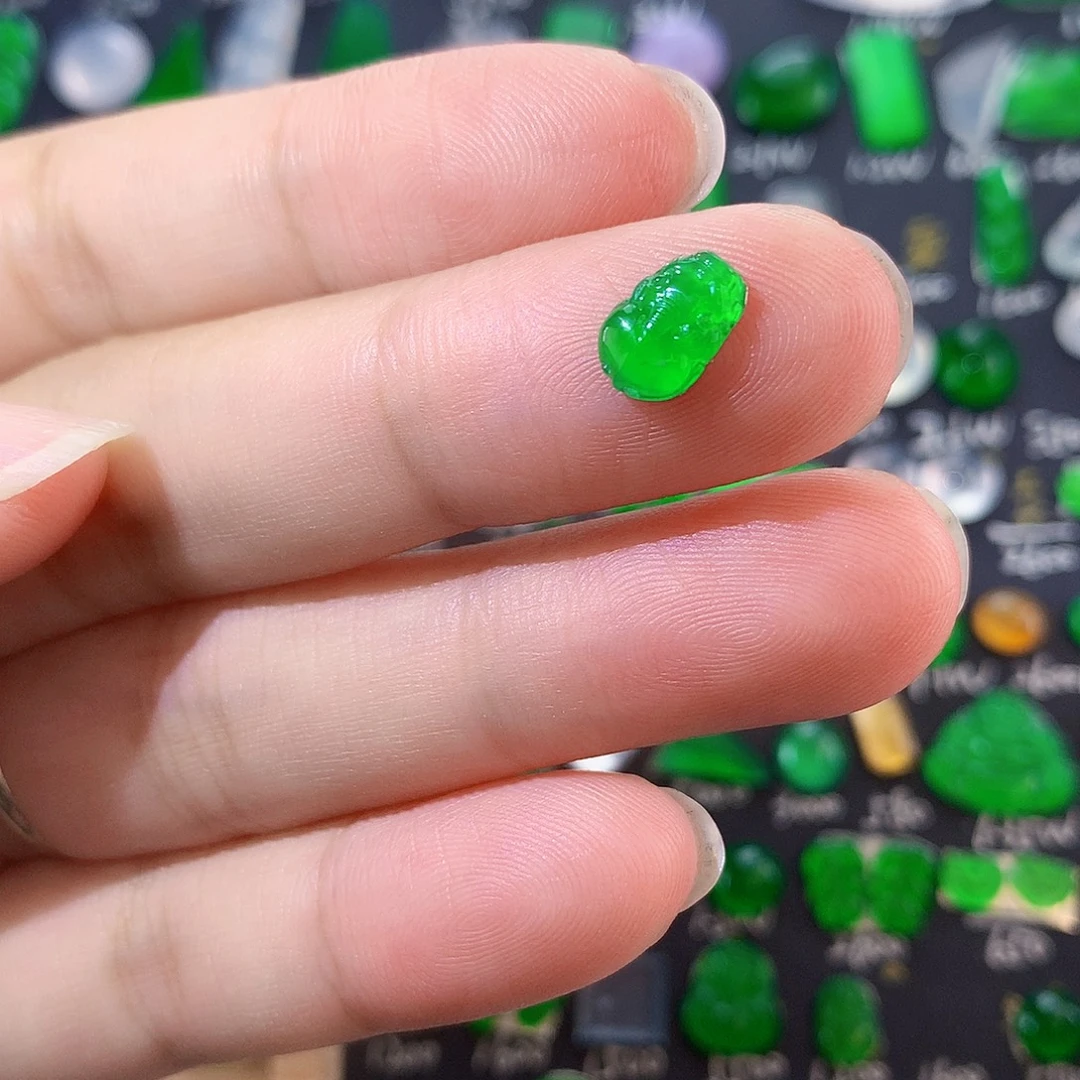 翡翠未镶嵌颈饰纯天然翡翠a货