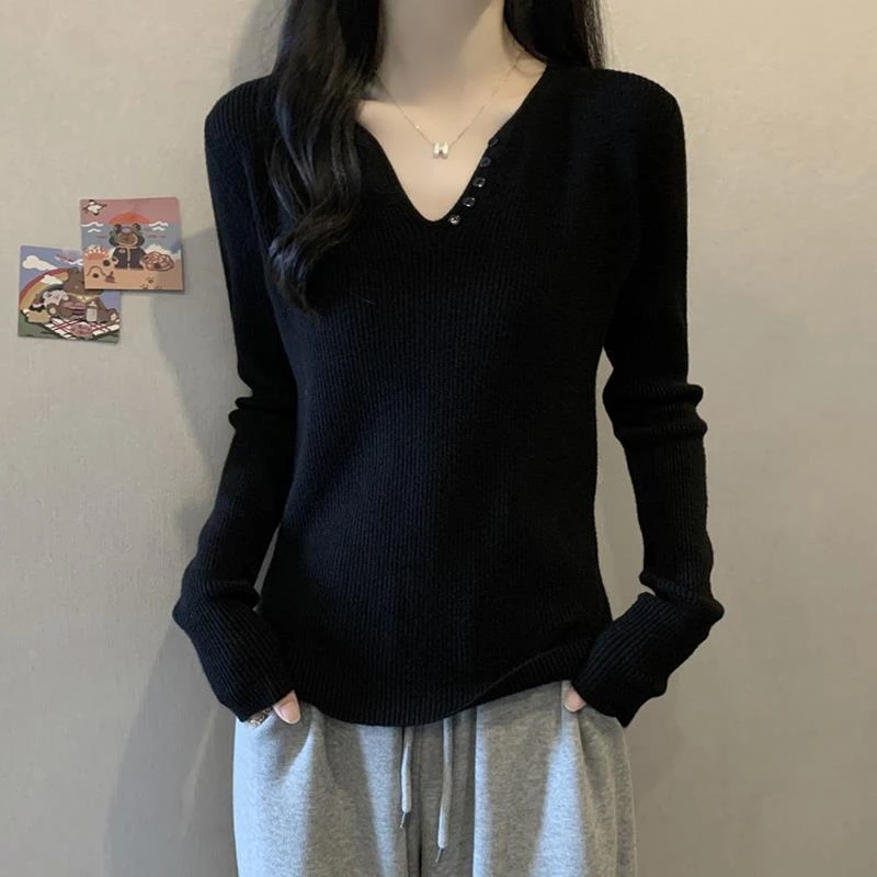 大码女装法式正肩V领毛衣针织衫女秋冬胖妹妹显瘦内搭长袖打底衫