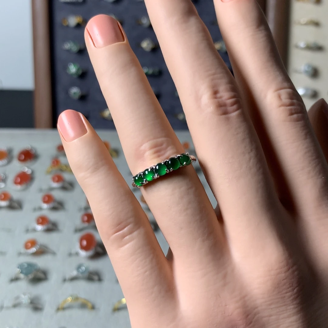 爱***员翡翠未镶嵌戒指0100