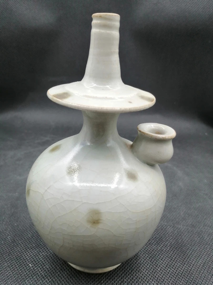 型窑净瓶,造型古朴典雅,包浆自然浑厚