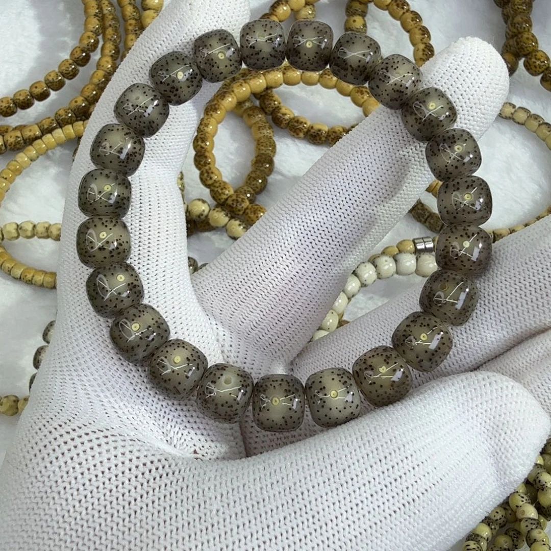 蘭***吊坠星月菩提闪购13卡10