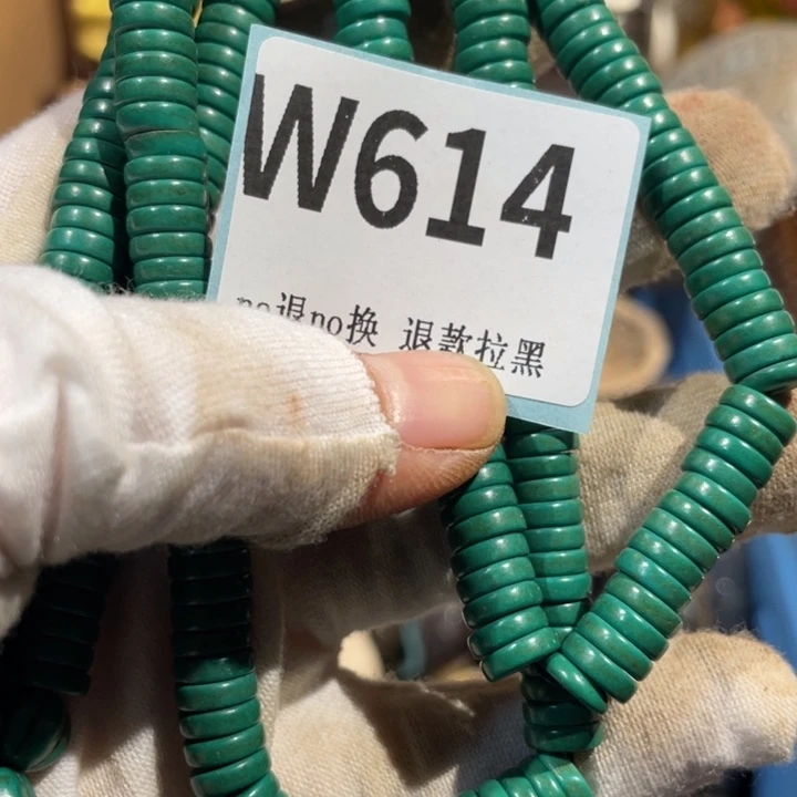 狼****瓷片二表姐直播火爆热卖