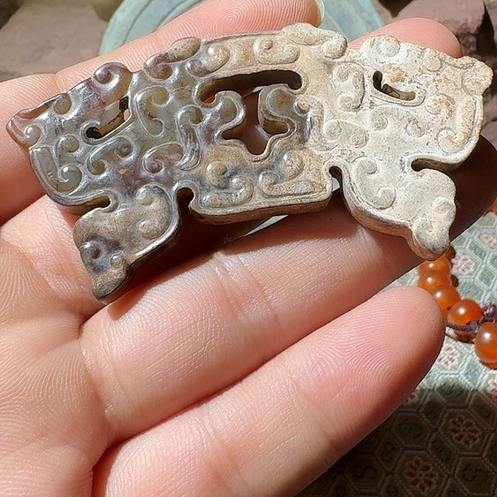 W***！和田玉（糖玉）未镶嵌颈饰