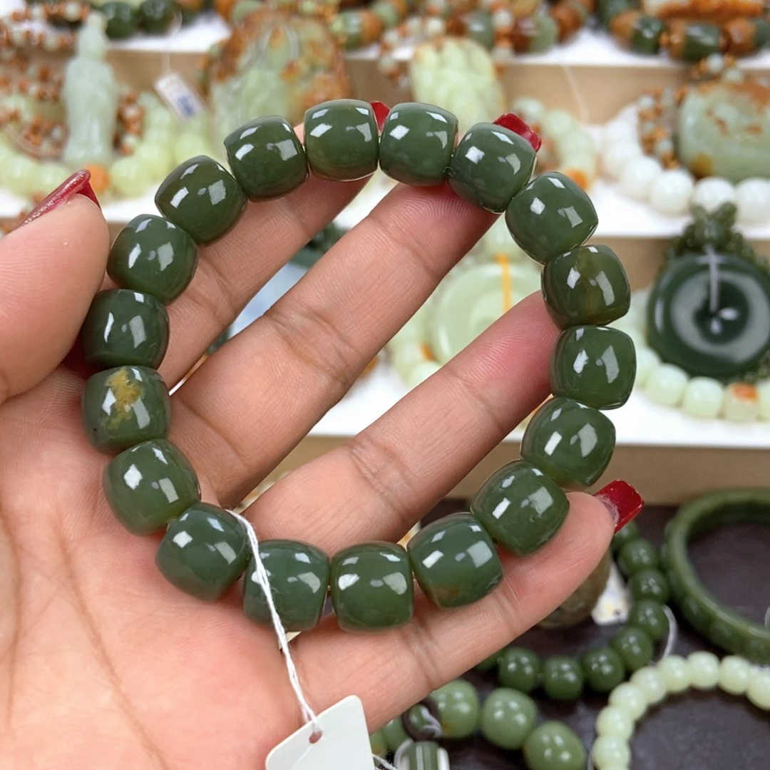 透闪石质玉手串未镶嵌