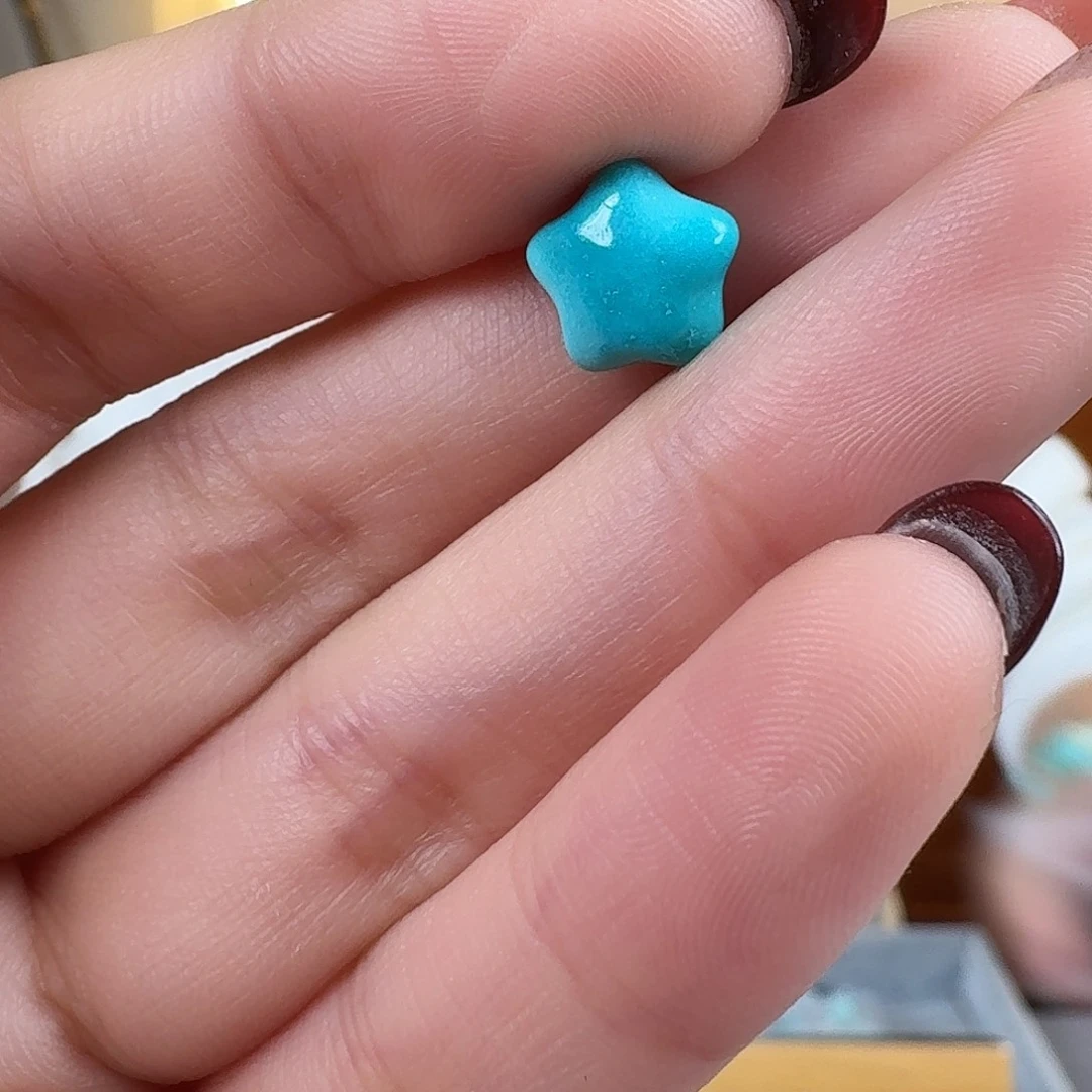 紫****绿松石未镶嵌挂件