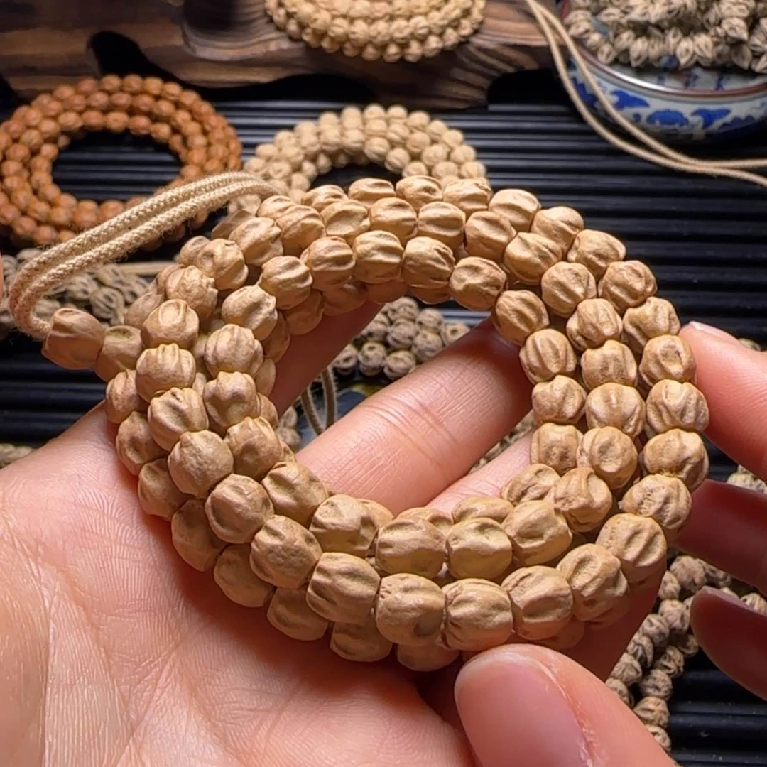 【闪购商品】吊坠柏香籽/百香籽我*己