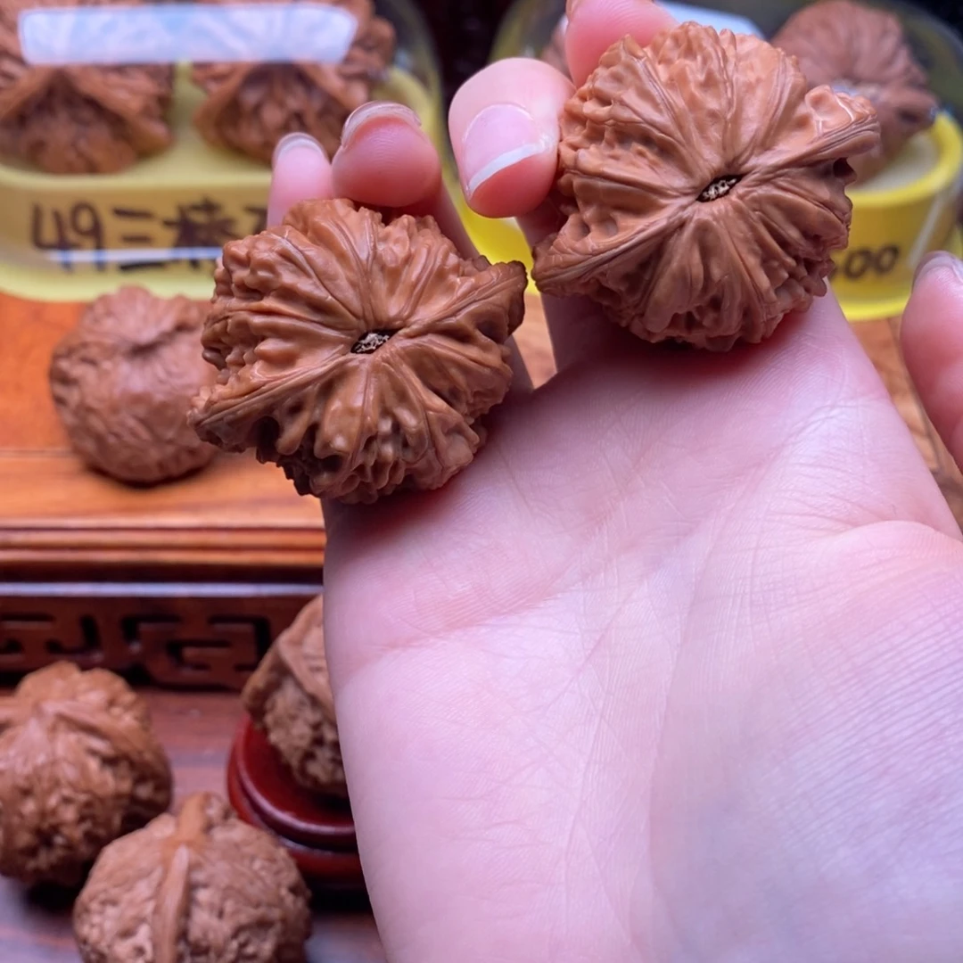 文玩核桃吊坠磨盘