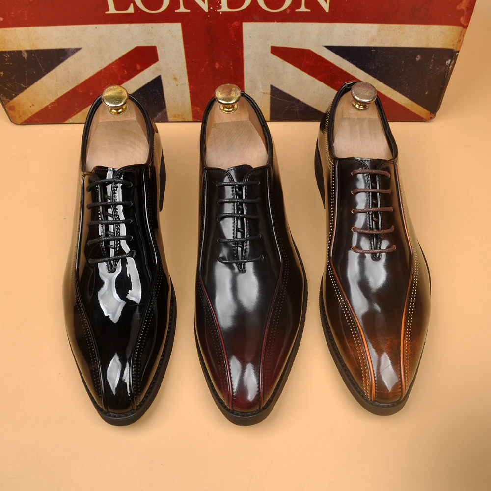 春秋季新款男士英伦风三尖头皮鞋漆皮系带商务休闲发型师流行男鞋