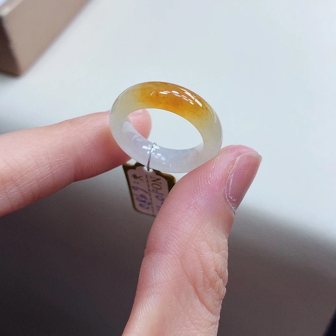 翡翠戒指未镶嵌10-11号