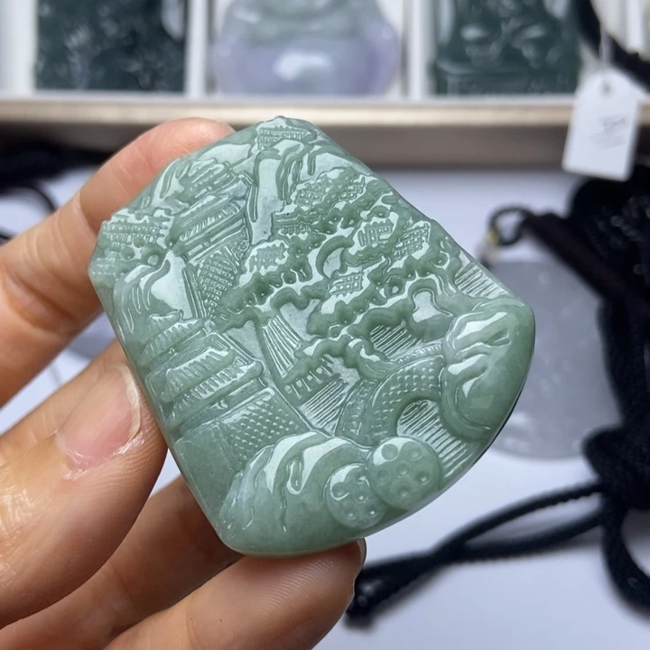 翡翠未镶嵌颈饰翡翠