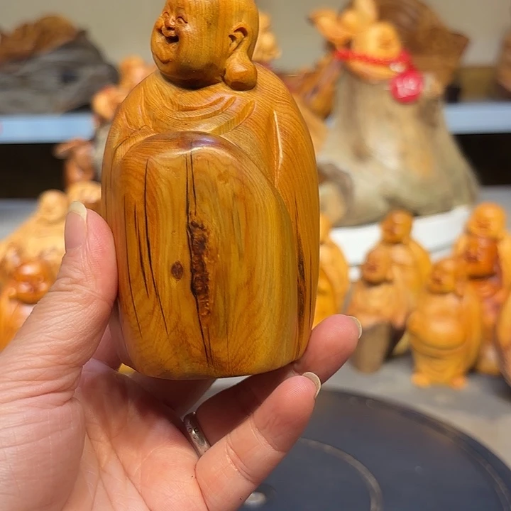 柏木太行崖柏弥勒佛