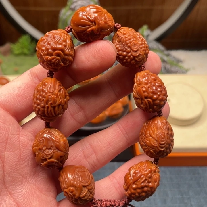 橄榄核手串金蟾1111