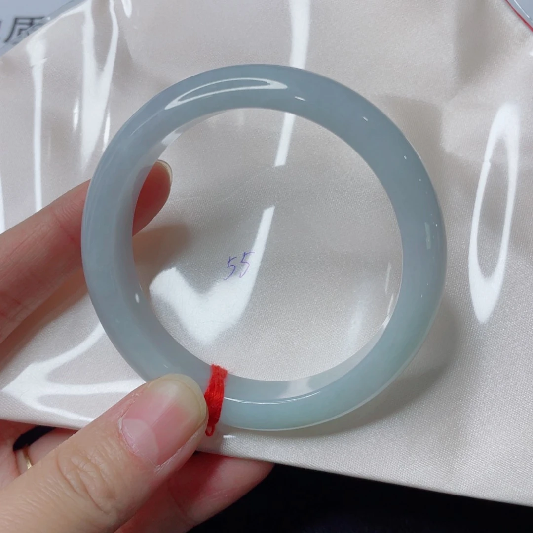 未镶嵌手镯翡翠手镯
