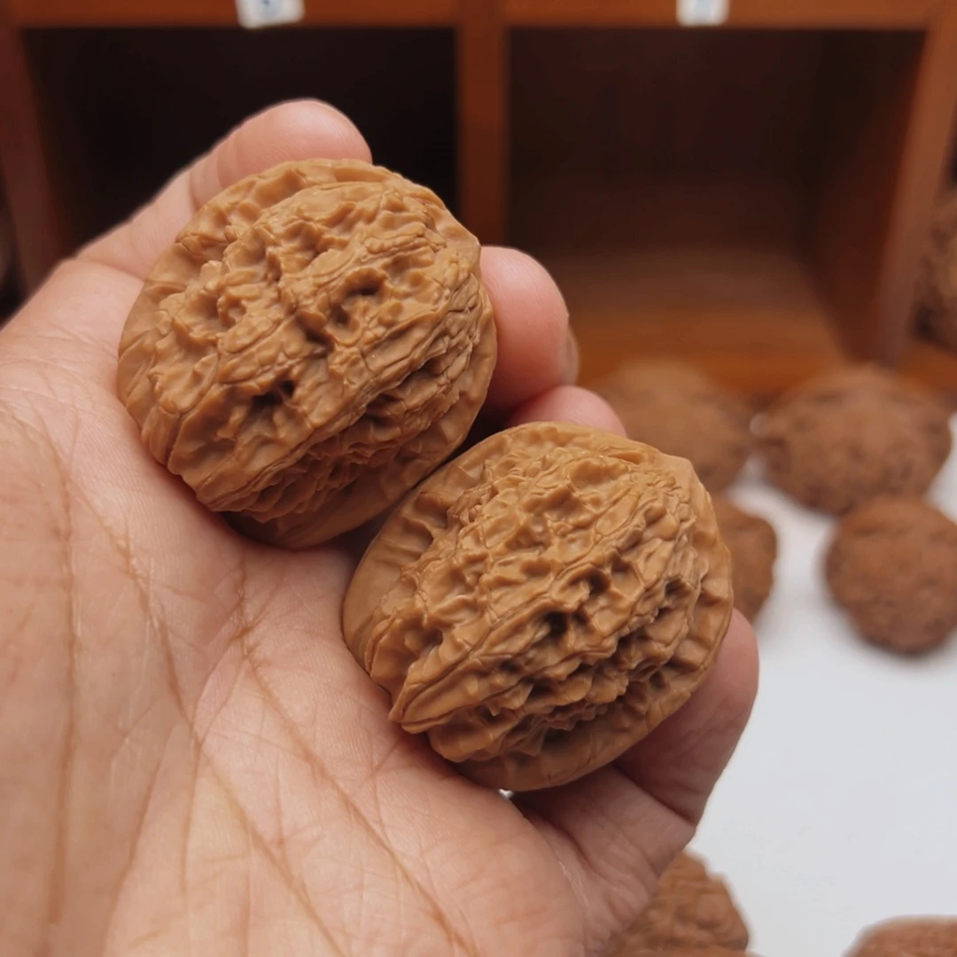 吊坠桃核35尺全输那老四