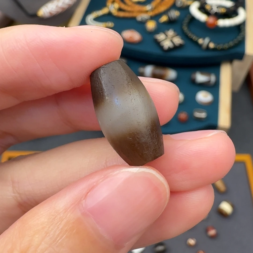 未镶嵌玛瑙/玉髓珠宝半成品