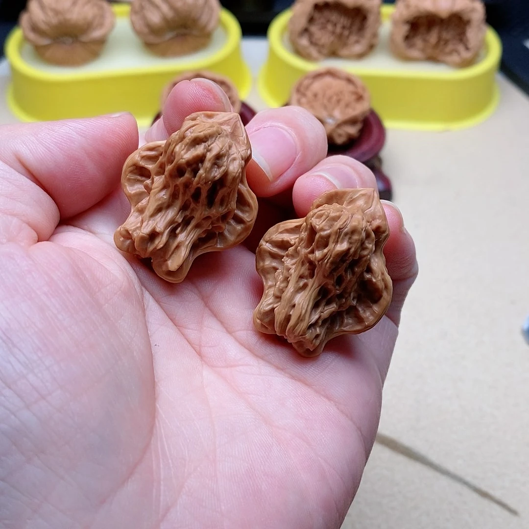 文玩核桃吊坠开****R文玩核桃