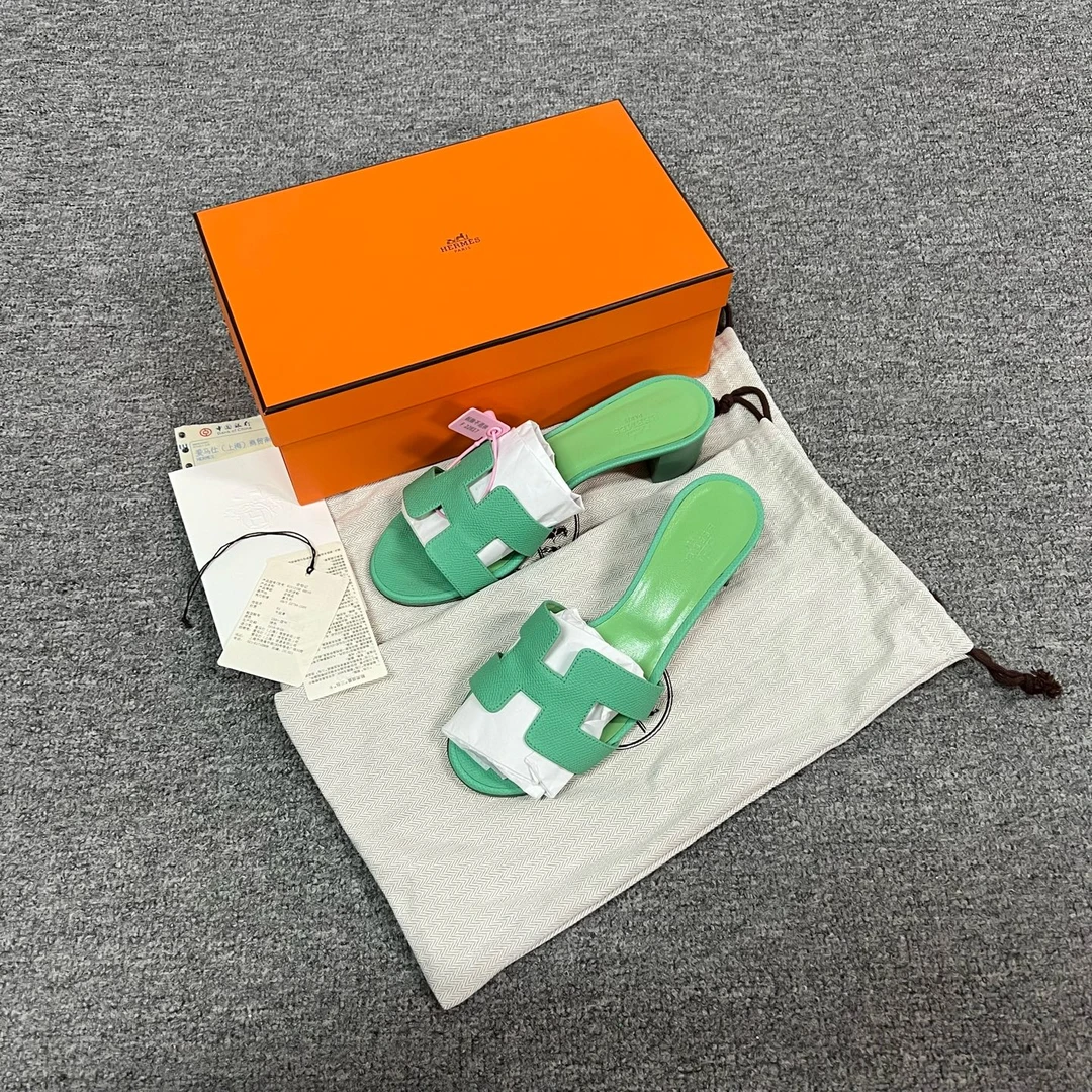 99新 Hermes/爱马仕 hermes 绿色H拖鞋 36.5码