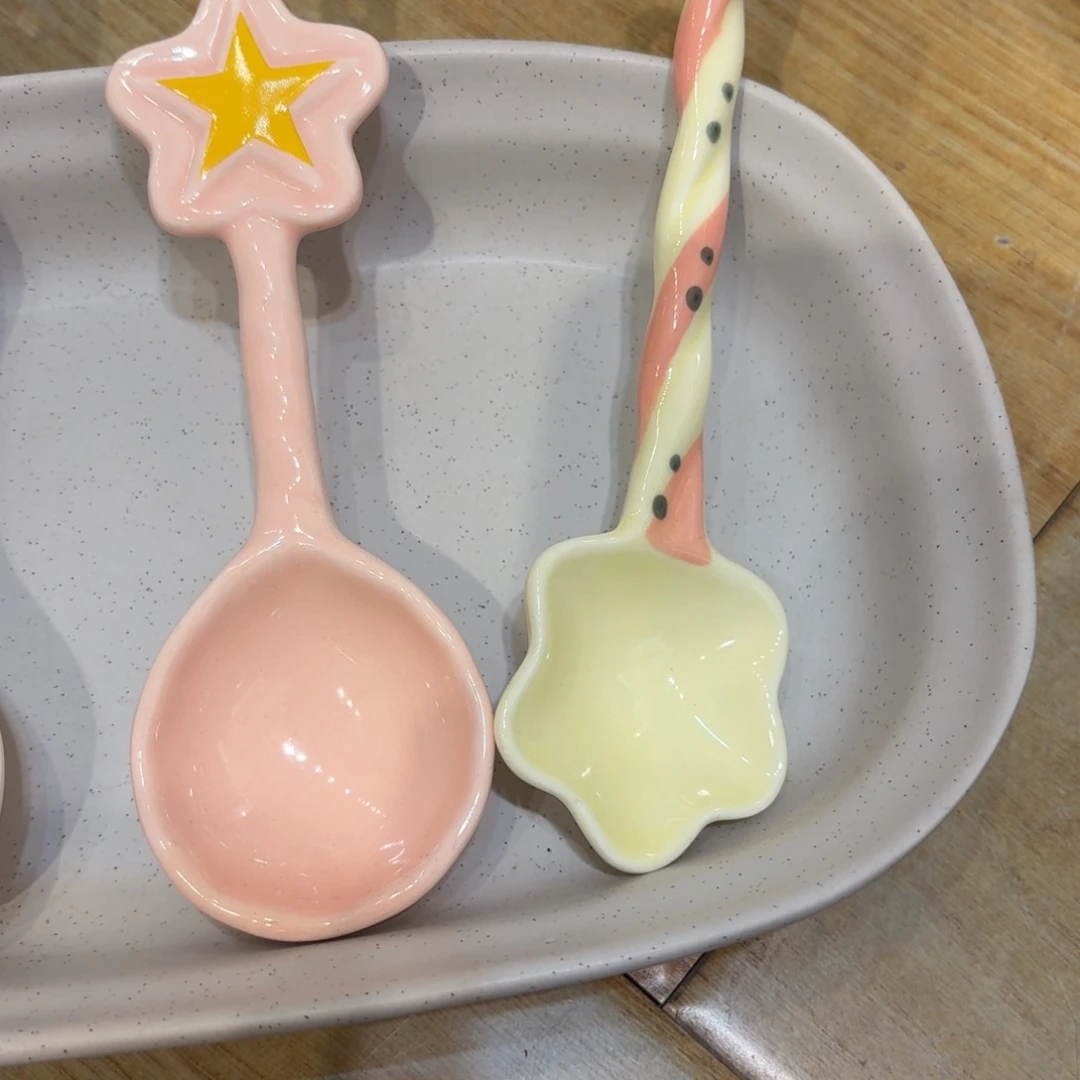 食品级塑料K***k两个两个两个