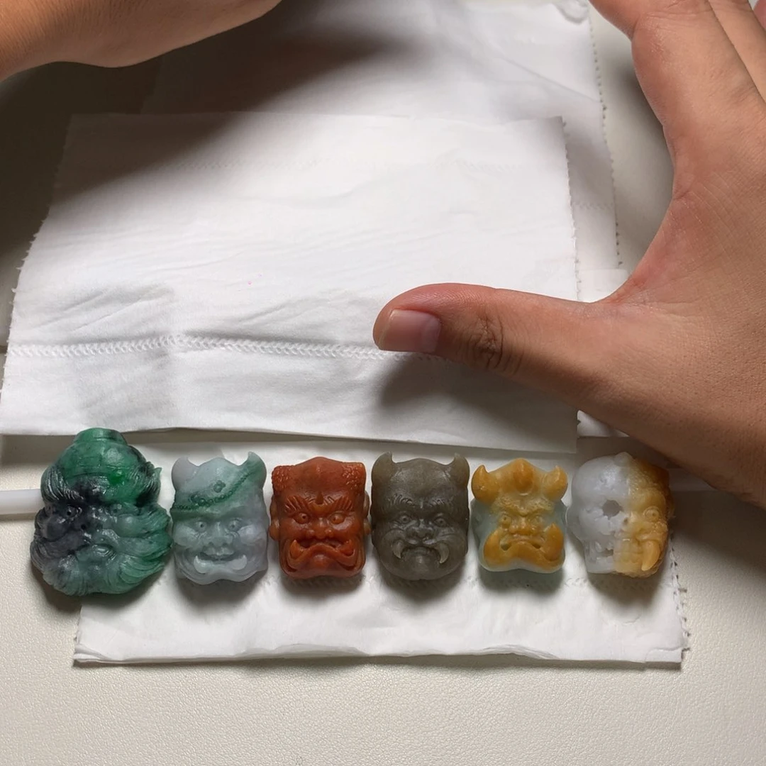 定制翡翠未镶嵌傲**华翡翠