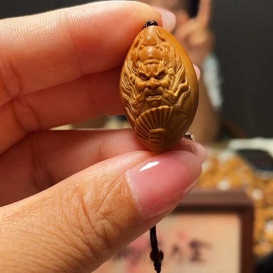 橄榄核等各种材料组成