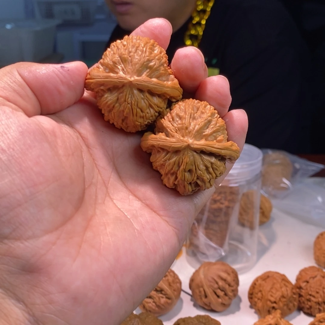 逐***梦文玩核桃把件白狮子004