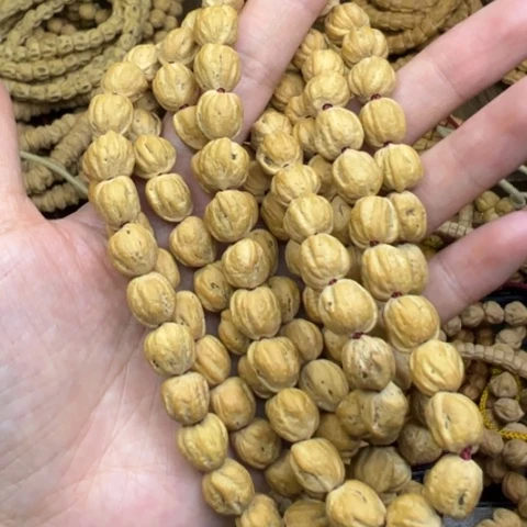 【闪购商品】吊坠柏香籽/百香籽风***界