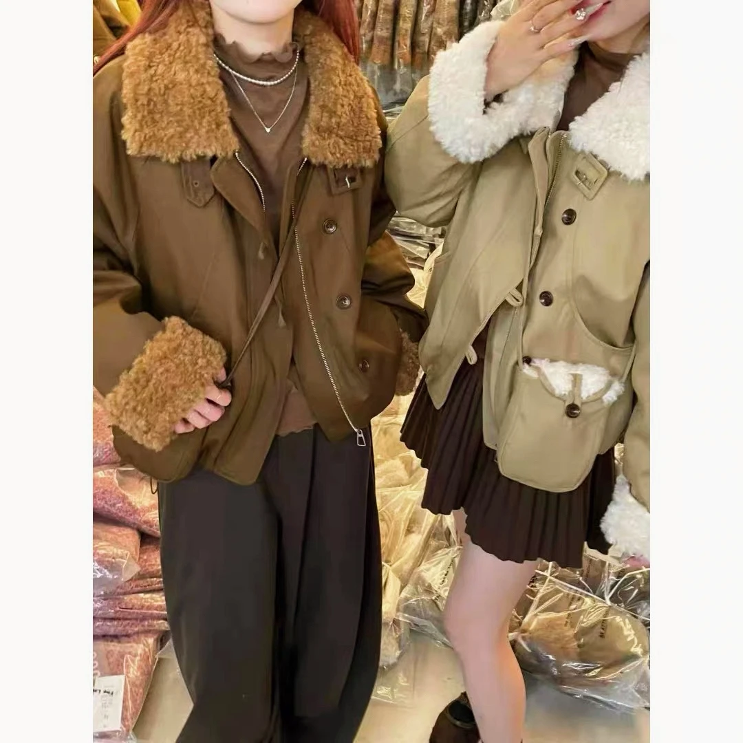 秋冬季2025新款韩系巨好看仿羊羔毛翻领外套女小个子爆款短款上衣