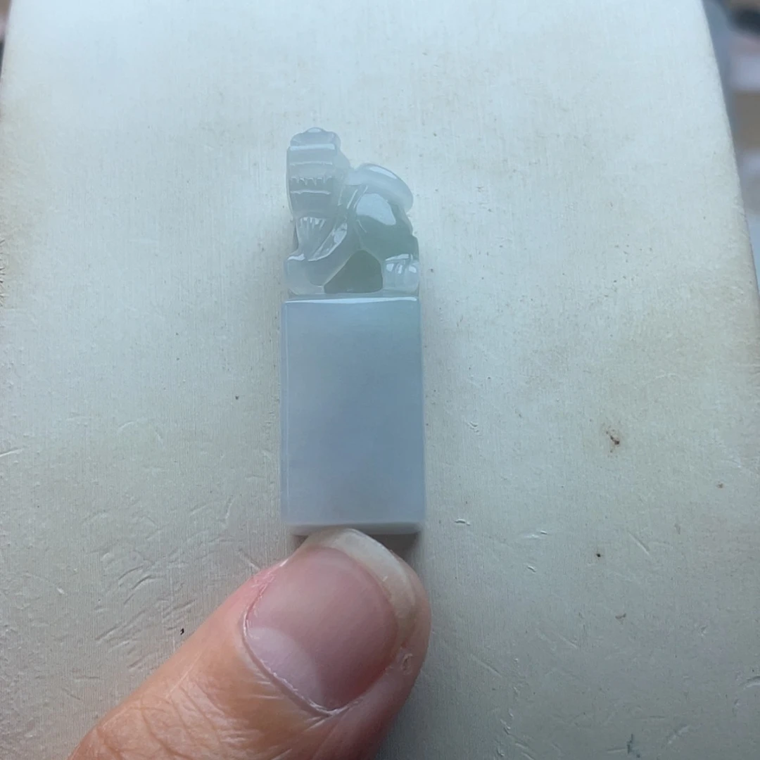 【闪购商品】颈饰未镶嵌翡翠收***发翡翠