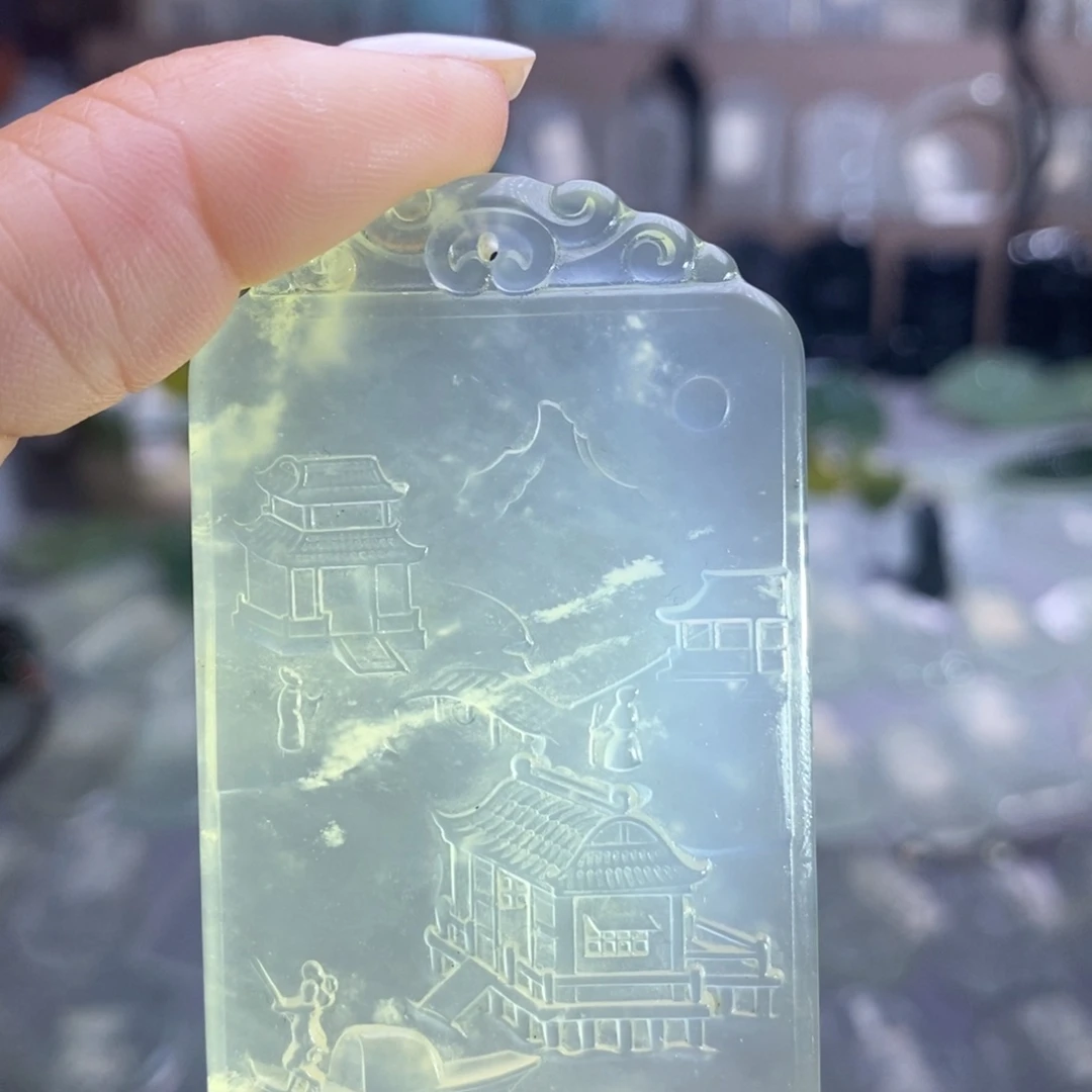蛇纹石玉未镶嵌颈饰
