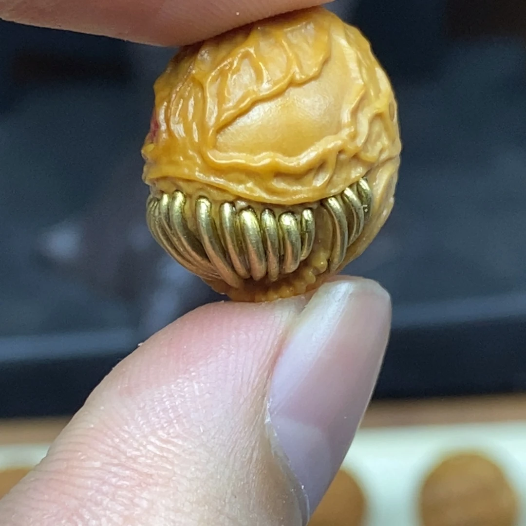 猴头核桃吊坠毒液重工