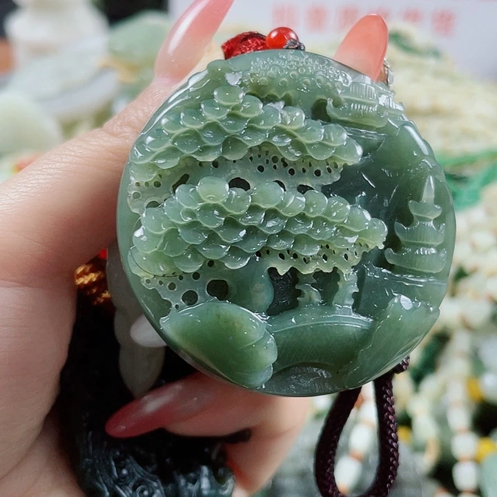 颈饰未镶嵌和田玉