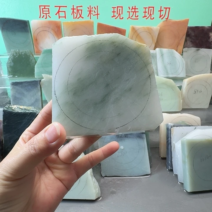 定制石英质玉（天山翠）手镯定制