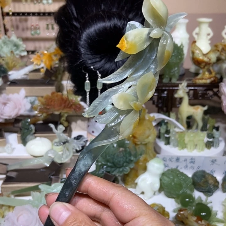 蛇纹石玉未镶嵌发饰