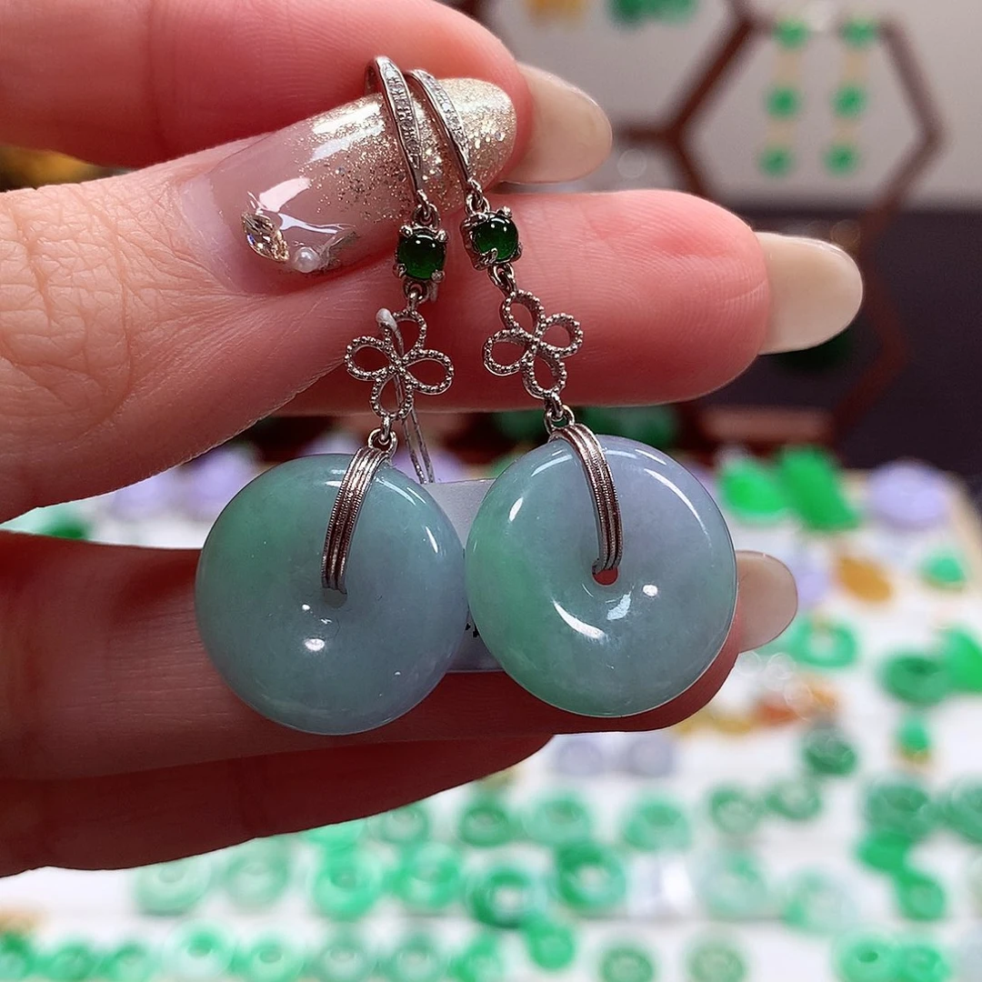翡翠耳饰18K金镶嵌天然翡翠