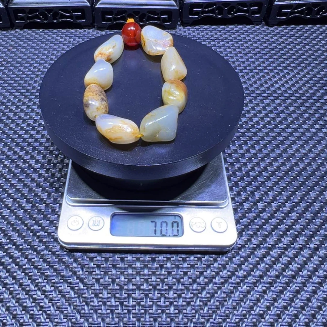 和田玉（子料）未镶嵌吊坠(不含链)70克