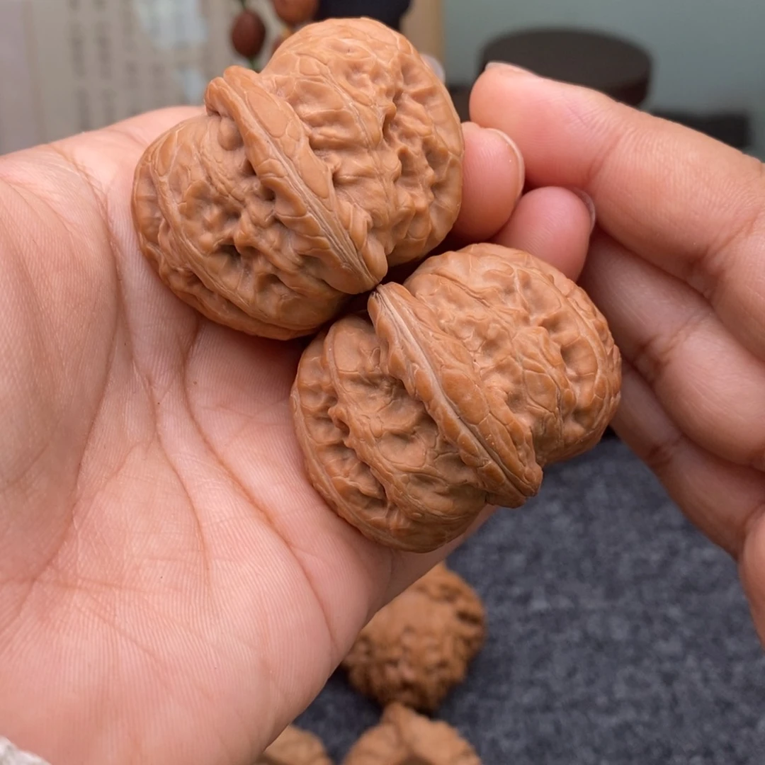 文玩核桃把件42元宝