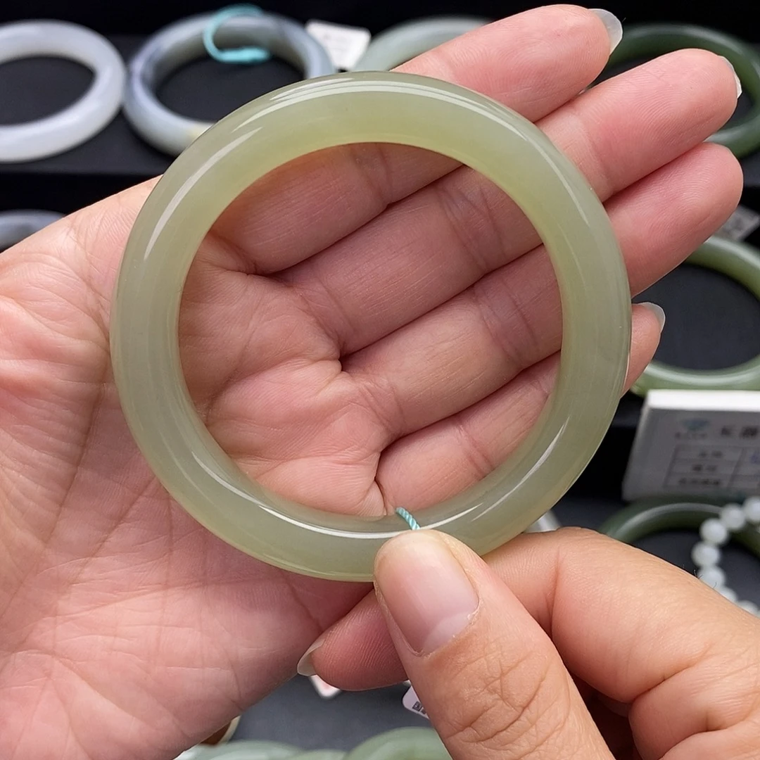 和田玉未镶嵌手镯56.57