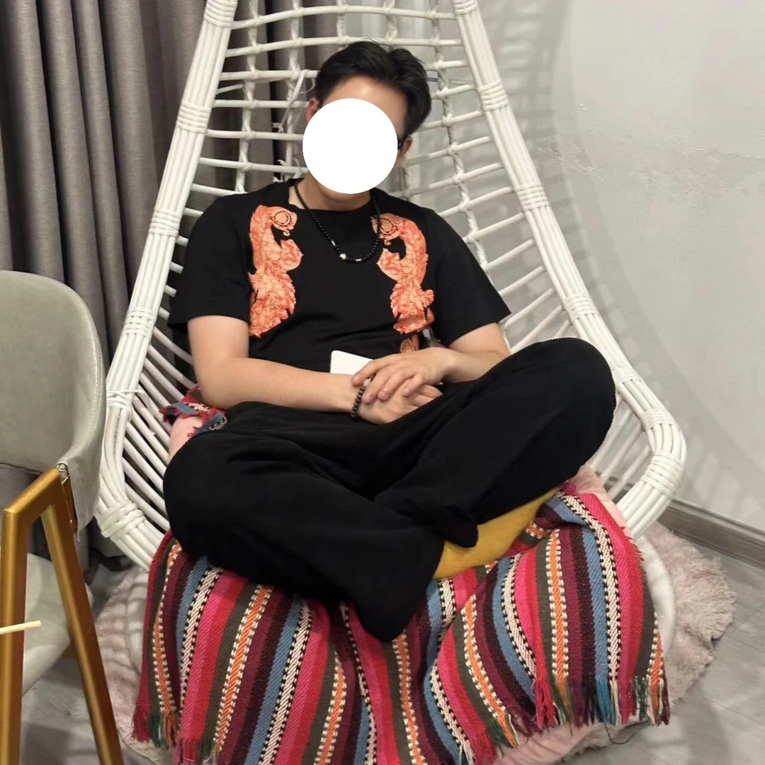 全新未使用 VERSACE/范思哲 VERSACE/M码/男款黑色印花圆领短袖