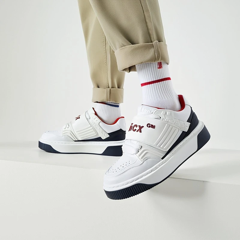 2025年新款男鞋透气男款运动休闲鞋春季潮流拼色百搭滑板鞋运动鞋