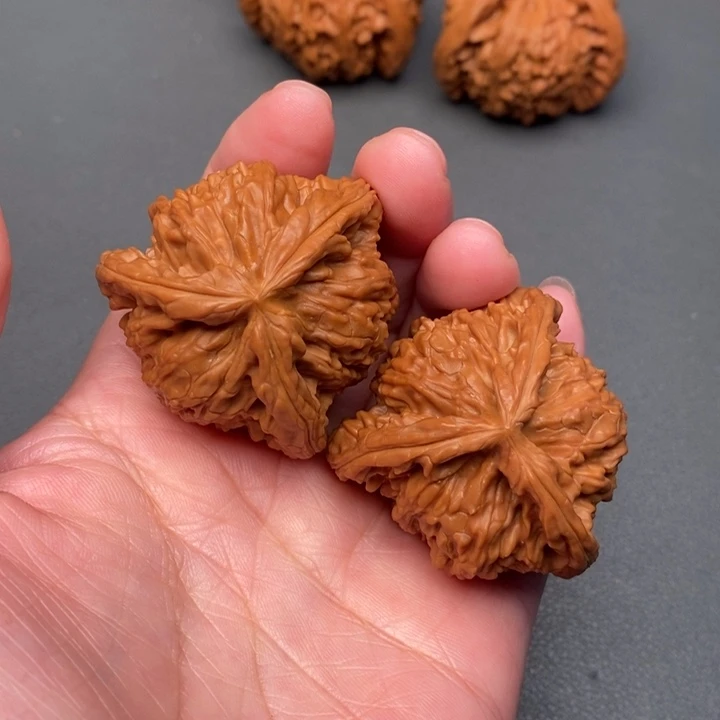 W***f吊坠文玩核桃核桃核桃，副本