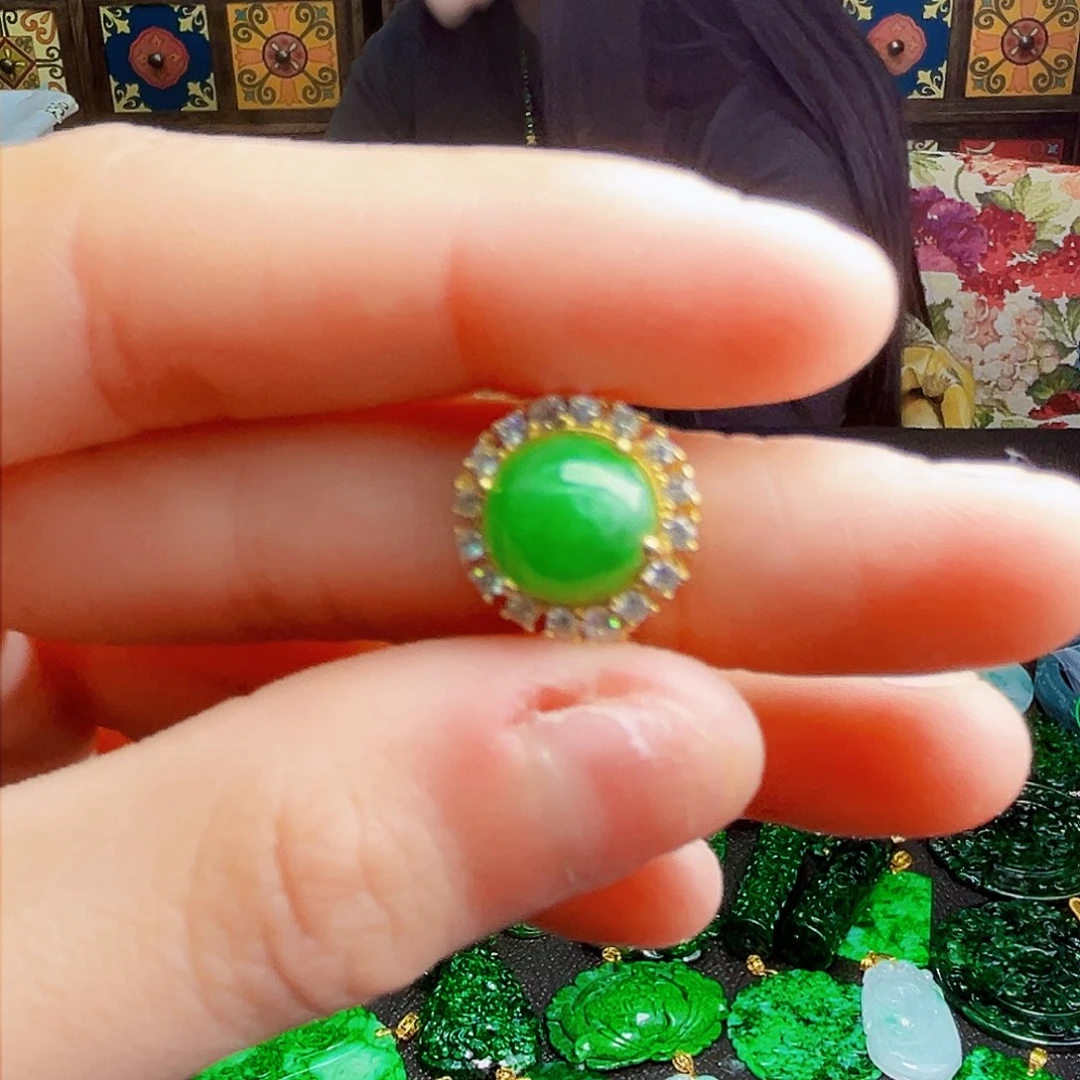 颈饰银S925镶嵌翡翠多样性