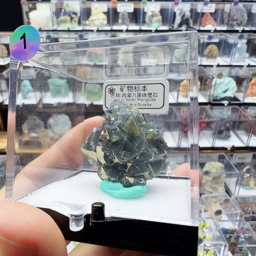 东陵石珠宝奇石合金R***X